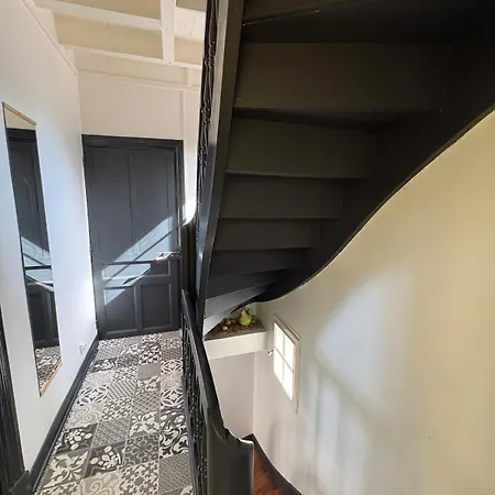Maison Cosy Et Moderne Avec Balcon Et Vue - 5 Pers *